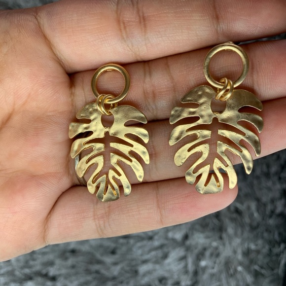 Metal plantain leaf earrings retro leaf gold - Picture 4 of 11